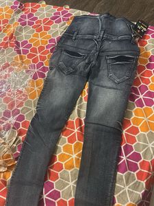 women/ girls jeans