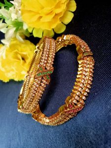 Premium quality Stone Bangles