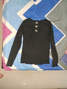 Ribbed long-sleeved top
