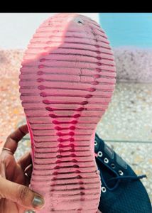Sports Shoes
