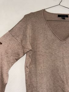 Taupe V-Neck Knit Top (Size M)