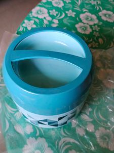 Blue Geometric Lunch Container