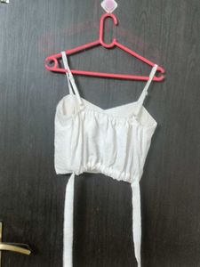 White textured wide-leg pants
