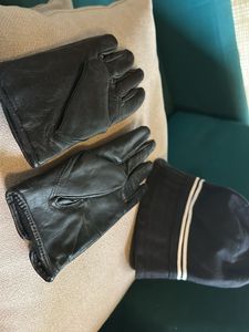 Leather Gloves With Cotton Cap Free