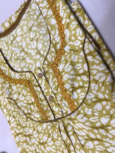 Vintage Floral Print Nighty