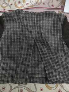 Wollen Semi Crop Top