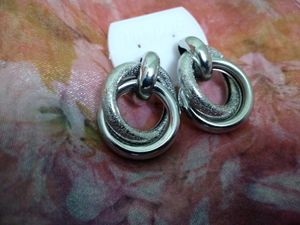 Dual Set Of Earing With Beautiful AD Bracelet