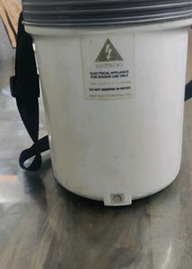 Milton Electric Lunch Box