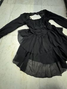 Chic Black Dress