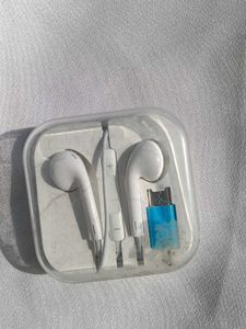 Apple EarPods with Adapter