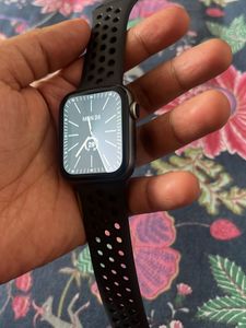Apple Watch Series 4 Nike Edition