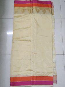 PRICE DROP ⬇️⬇️ Gold Zari Saree