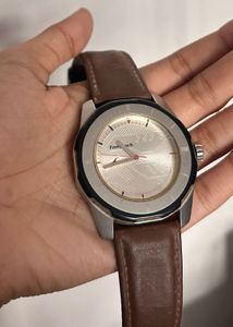 Fastrack Quartz Analog Silver Dial Leather Strap W