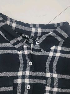 Checkered Black crop shirt