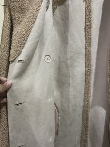 Elegant beige over Coat