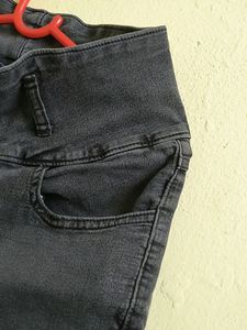 Black Jeans