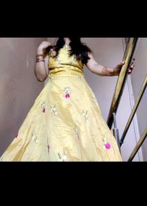 Embroidered Gowns Free Earring Under 600