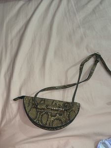 Waist Or shoulder bag from mango