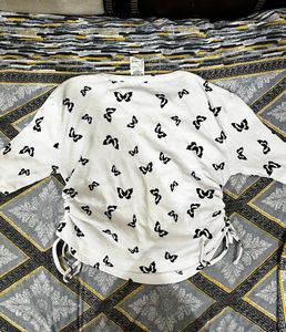 🦋Pretty Butterfly Ruched Top🦋