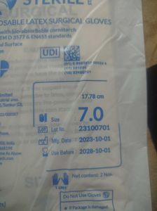 Pack Of 10 Surgical Gloves Medicated