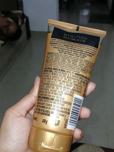 Lakme Perfect Radiance Facewash
