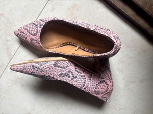 Corsica Pink Snakeskin Pointed Heels