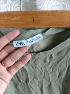 Zara Tee&#39;s