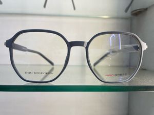 Progress Eyeglasses