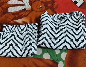 Beautiful Kurta Set For Girls....