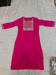 Elegant Pink Embellished Kurti