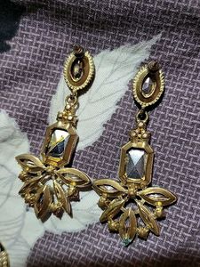 Sparkling Crystal Drop Earrings