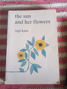 Rupi Kaur Poetry Books - Milk and Honey &amp; The Sun