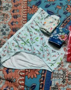 Floral Print Bralette Set - Size Small
