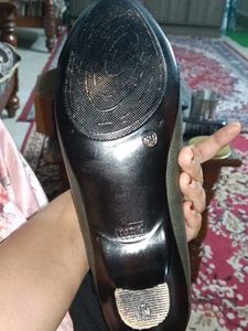 Snake Skin Pattern Shoes