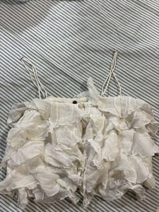 Ruffled White Crop Top adjusted straps