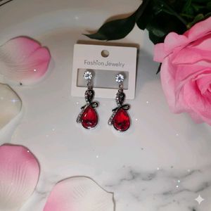 Elegant Teardrop Earrings