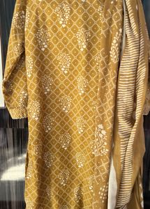 Elegant Olive Green Embroidered Kurti Set