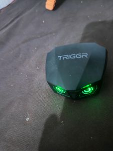 Trigger Earbuds