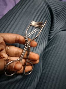 Eyelash Curler