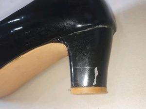 Black Heels Bellies