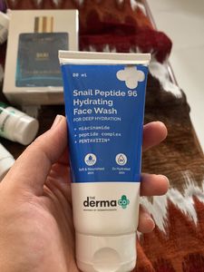 The Derma Co Snail Peptide 96 Facewash