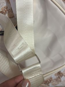 SAVANA white Sling Bag
