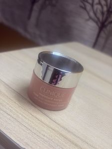 Clinique Moisture Surge Hydrator