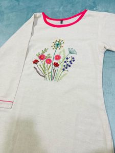 Beautiful Embroidered Kurti