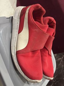 Puma Shoes Very Light Weight