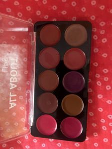 All About Lips