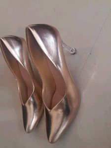 Rosegold Pump Shoes