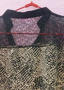 Gorgeous 🆕 Cut Sleeves Top