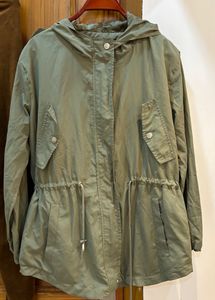 Women Jacket And Velvet Leggings From Thailand
