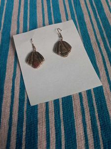 Shell Drop Earrings